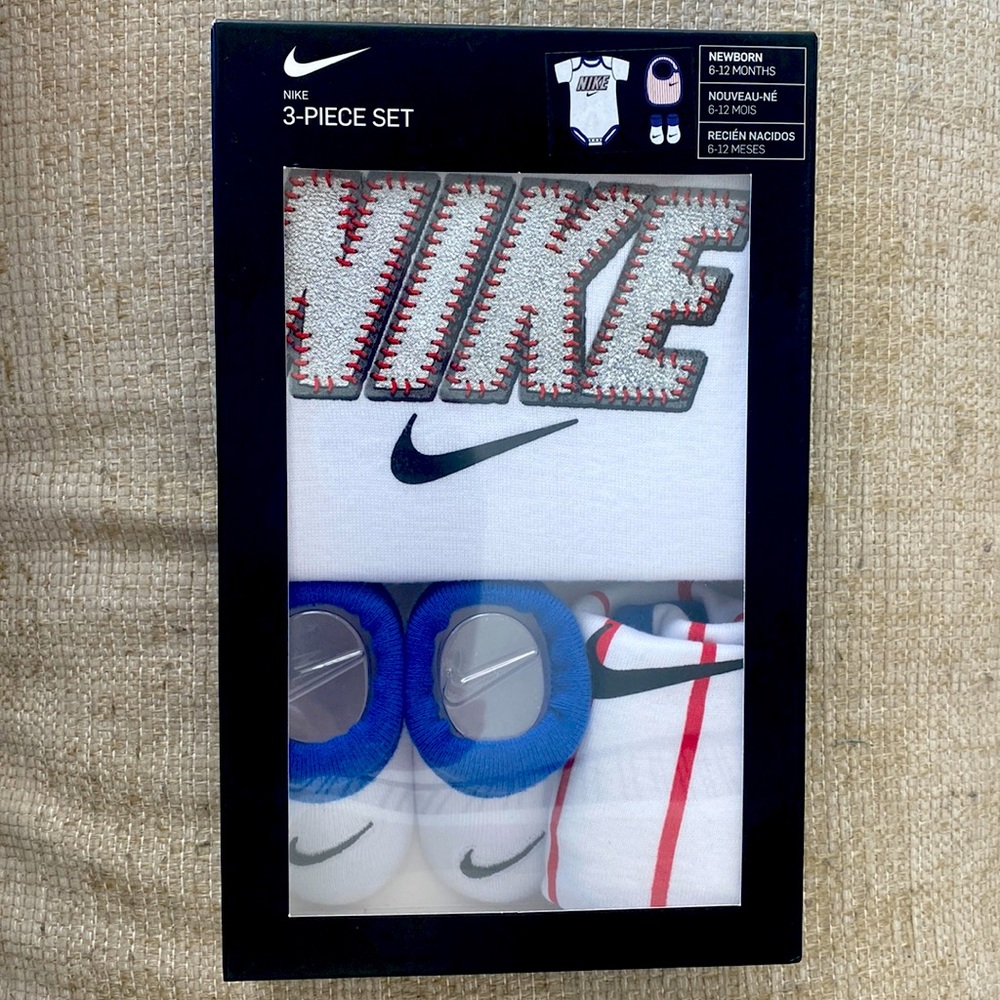 Nike 3-Piece Set